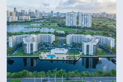 3401 N Country Club #406, Aventura, FL 33180 - Photo 31