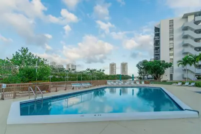 3401 N Country Club #406, Aventura, FL 33180 - Photo 27