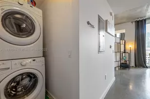 151 SE 1st, Miami, FL 33131 - Photo 19