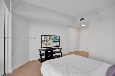 16699 Collins #3105, Sunny Isles Beach, FL 33160 - Photo 23