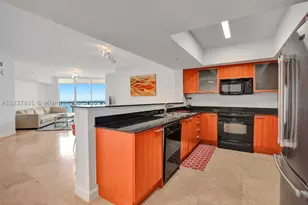 16699 Collins, Sunny Isles Beach, FL 33160 - Photo 15