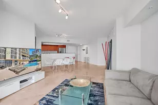 16699 Collins, Sunny Isles Beach, FL 33160 - Photo 9