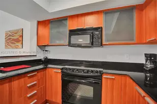 16699 Collins, Sunny Isles Beach, FL 33160 - Photo 17