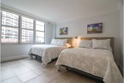 5161 Collins #404, Miami Beach, FL 33140 - Photo 13