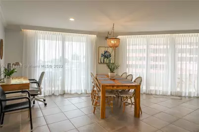 5161 Collins #404, Miami Beach, FL 33140 - Photo 3