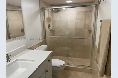 5161 Collins #404, Miami Beach, FL 33140 - Photo 15