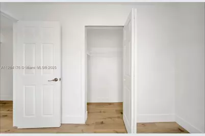782 E 37th, Hialeah, FL 33013 - Photo 17
