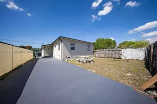 782 E 37th, Hialeah, FL 33013 - Photo 21