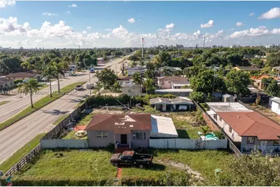 782 E 37th, Hialeah, FL 33013 - Photo 43