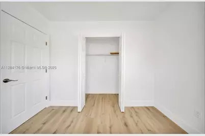782 E 37th, Hialeah, FL 33013 - Photo 13