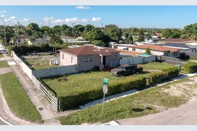 782 E 37th, Hialeah, FL 33013 - Photo 71