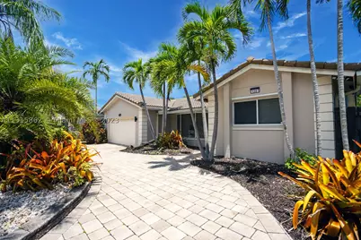 1307 Rodman, Hollywood, FL 33019 - Photo 7