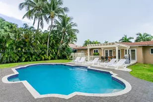 714 Harrison, Hollywood, FL 33019 - Photo 3