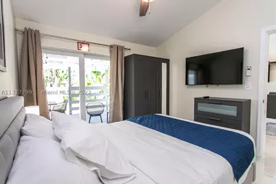 1022 Adams, Hollywood, FL 33019 - Photo 21
