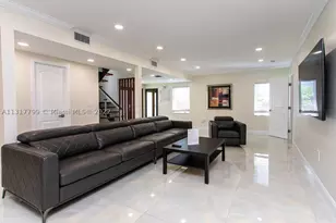 1022 Adams, Hollywood, FL 33019 - Photo 13