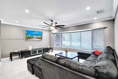 1301 Rodman, Hollywood, FL 33019 - Photo 31