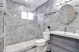 1301 Rodman, Hollywood, FL 33019 - Photo 35