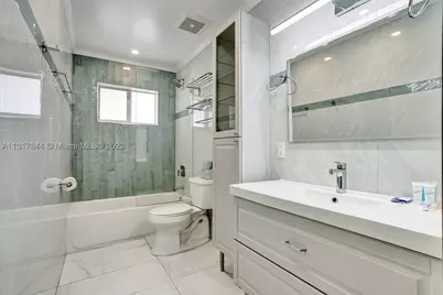 1301 Rodman, Hollywood, FL 33019 - Photo 15