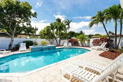 1311 Rodman, Hollywood, FL 33019 - Photo 3