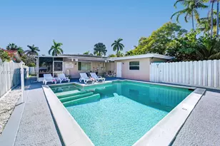 825 Harrison, Hollywood, FL 33019 - Photo 1