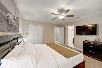 825 Harrison, Hollywood, FL 33019 - Photo 23