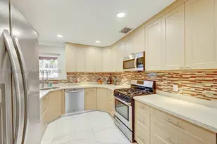 1020 N 13th, Hollywood, FL 33019 - Photo 13