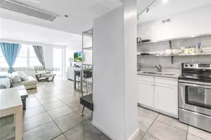 100 Lincoln, Miami Beach, FL 33139 - Photo 9