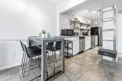 100 Lincoln #320, Miami Beach, FL 33139 - Photo 5