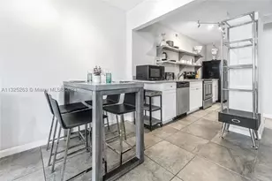 100 Lincoln, Miami Beach, FL 33139 - Photo 5