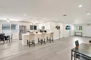 1018 Adams, Hollywood, FL 33019 - Photo 9
