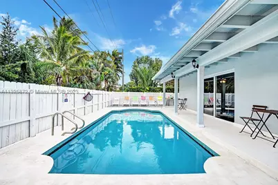 1018 Adams, Hollywood, FL 33019 - Photo 3