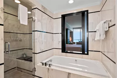 4391 Collins #1911/1909/1910/1912, Miami Beach, FL 33140 - Photo 7