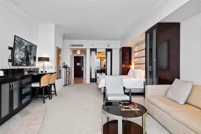 4391 Collins #1911/1909/1910/1912, Miami Beach, FL 33140 - Photo 19
