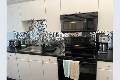 100 Lincoln #1007, Miami Beach, FL 33139 - Photo 13