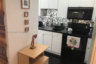 100 Lincoln, Miami Beach, FL 33139 - Photo 15