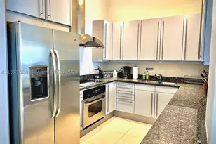 2301 Collins, Miami Beach, FL 33139 - Photo 15