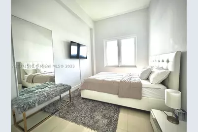 2301 Collins #1626, Miami Beach, FL 33139 - Photo 13