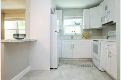 2761 SW 33rd #2, Miami, FL 33133 - Photo 11