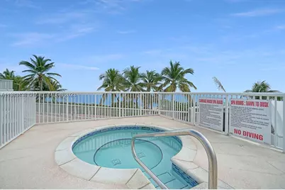 5401 Collins #601, Miami Beach, FL 33140 - Photo 13