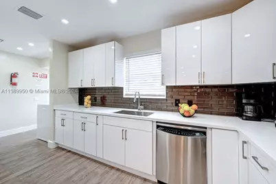 801 Harrison, Hollywood, FL 33019 - Photo 35