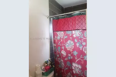 2865 NW 22nd, Miami, FL 33142 - Photo 11