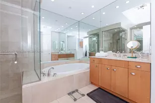 6000 Island, Aventura, FL 33160 - Photo 25