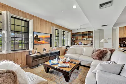 4716 University, Coral Gables, FL 33146 - Photo 11