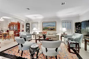 4716 University, Coral Gables, FL 33146 - Photo 5