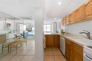 100 Lincoln, Miami Beach, FL 33139 - Photo 13