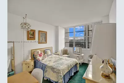 18051 Biscayne #304, Aventura, FL 33160 - Photo 21