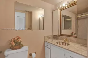 18051 Biscayne, Aventura, FL 33160 - Photo 19