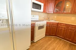 13499 Biscayne, North Miami, FL 33181 - Photo 15