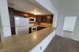 13499 Biscayne, North Miami, FL 33181 - Photo 5