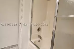 13499 Biscayne, North Miami, FL 33181 - Photo 19